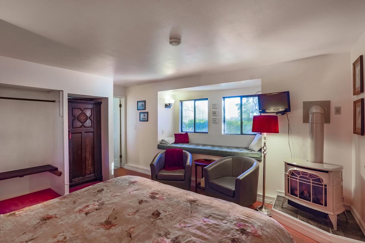 Hillside House Bed And Breakfast Friday Harbor Exterior foto