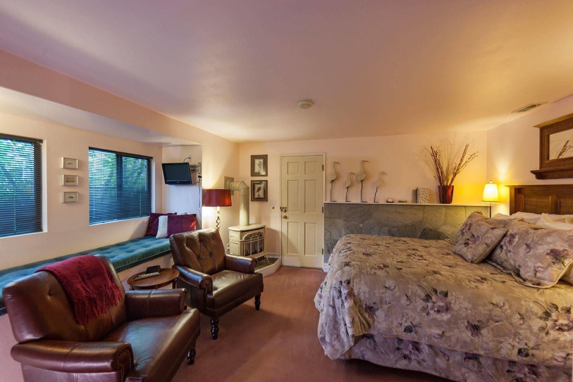 Hillside House Bed And Breakfast Friday Harbor Exterior foto