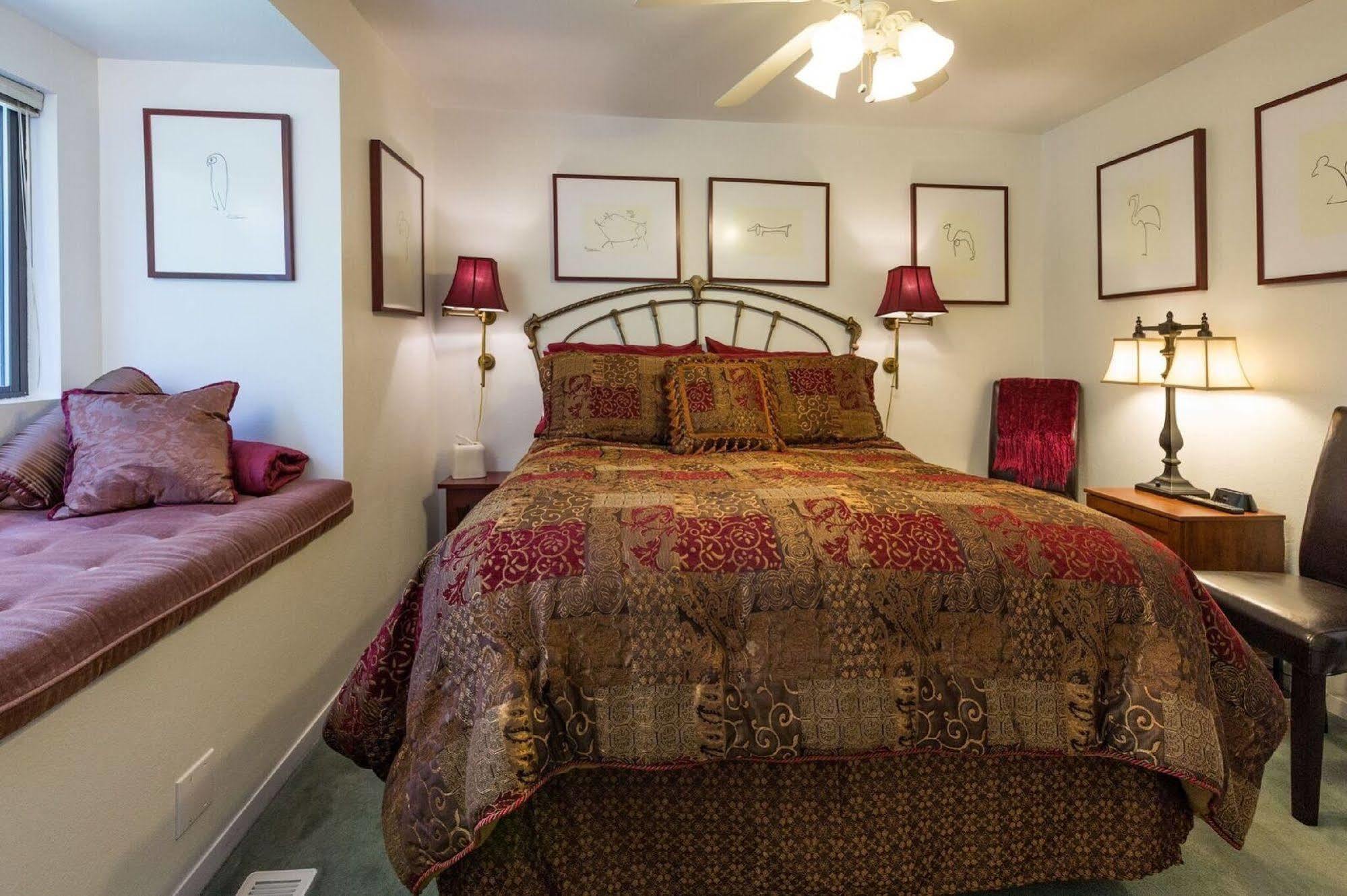 Hillside House Bed And Breakfast Friday Harbor Exterior foto